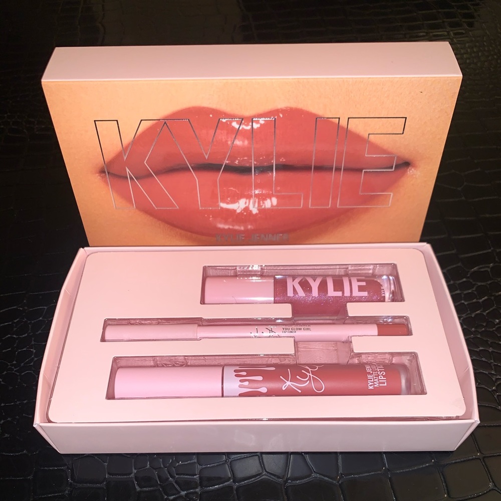 lip liner /high gloss / matte liquid lipstick